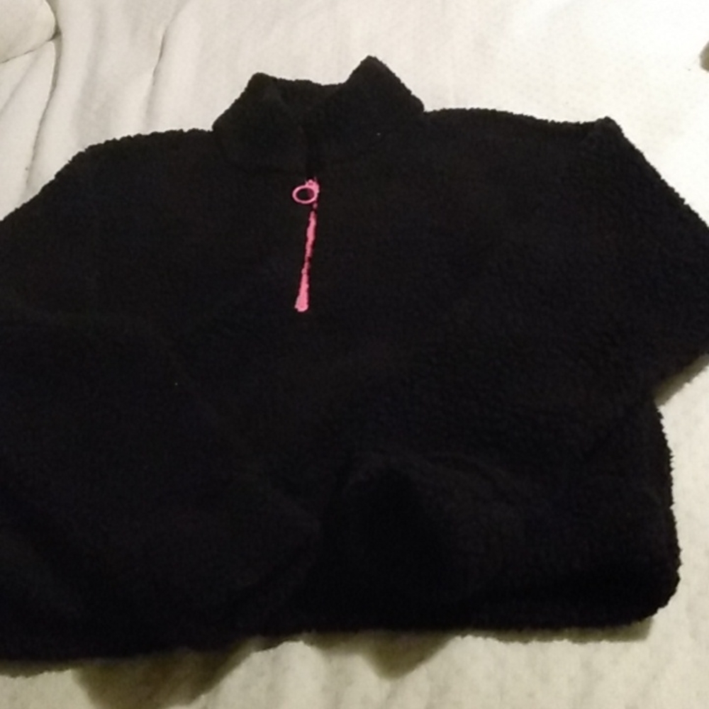Arizona black Sherpa pullover